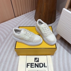 Fendi Low Shoes